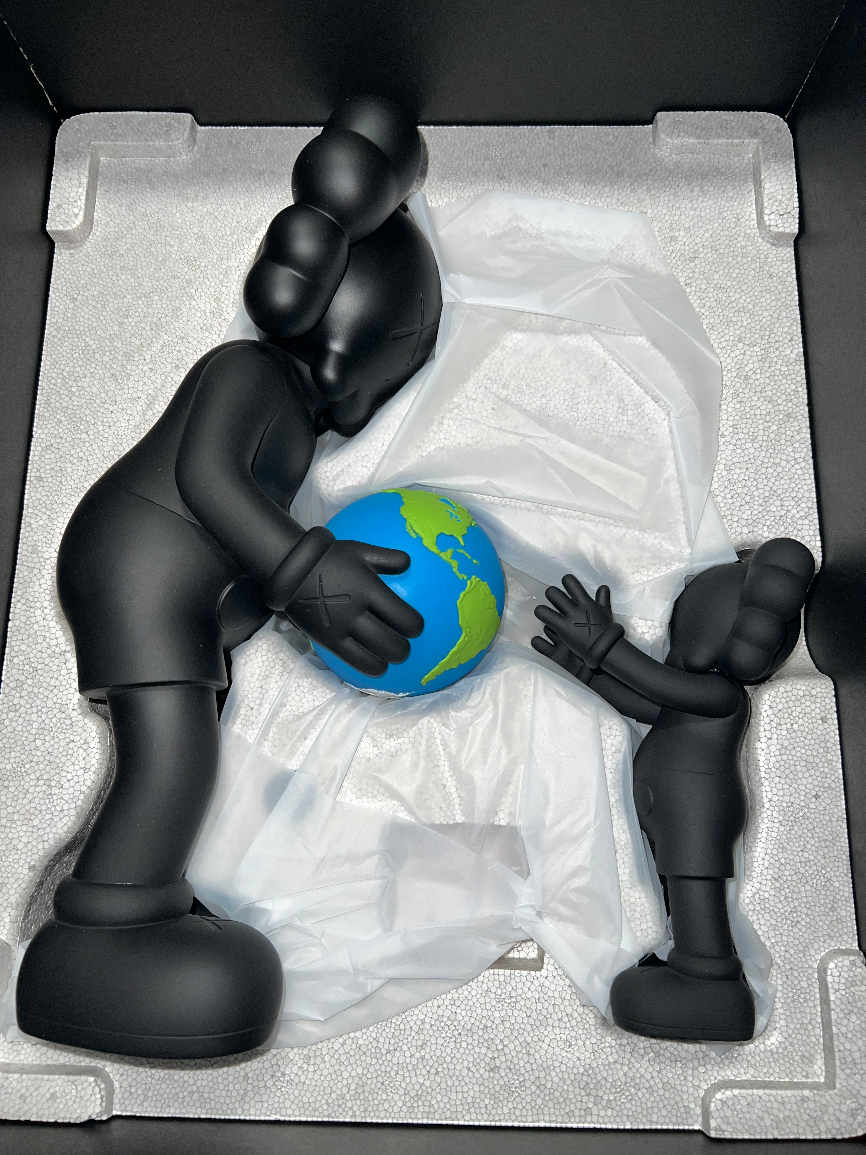 Kaws The Promise Vinyl Figures
