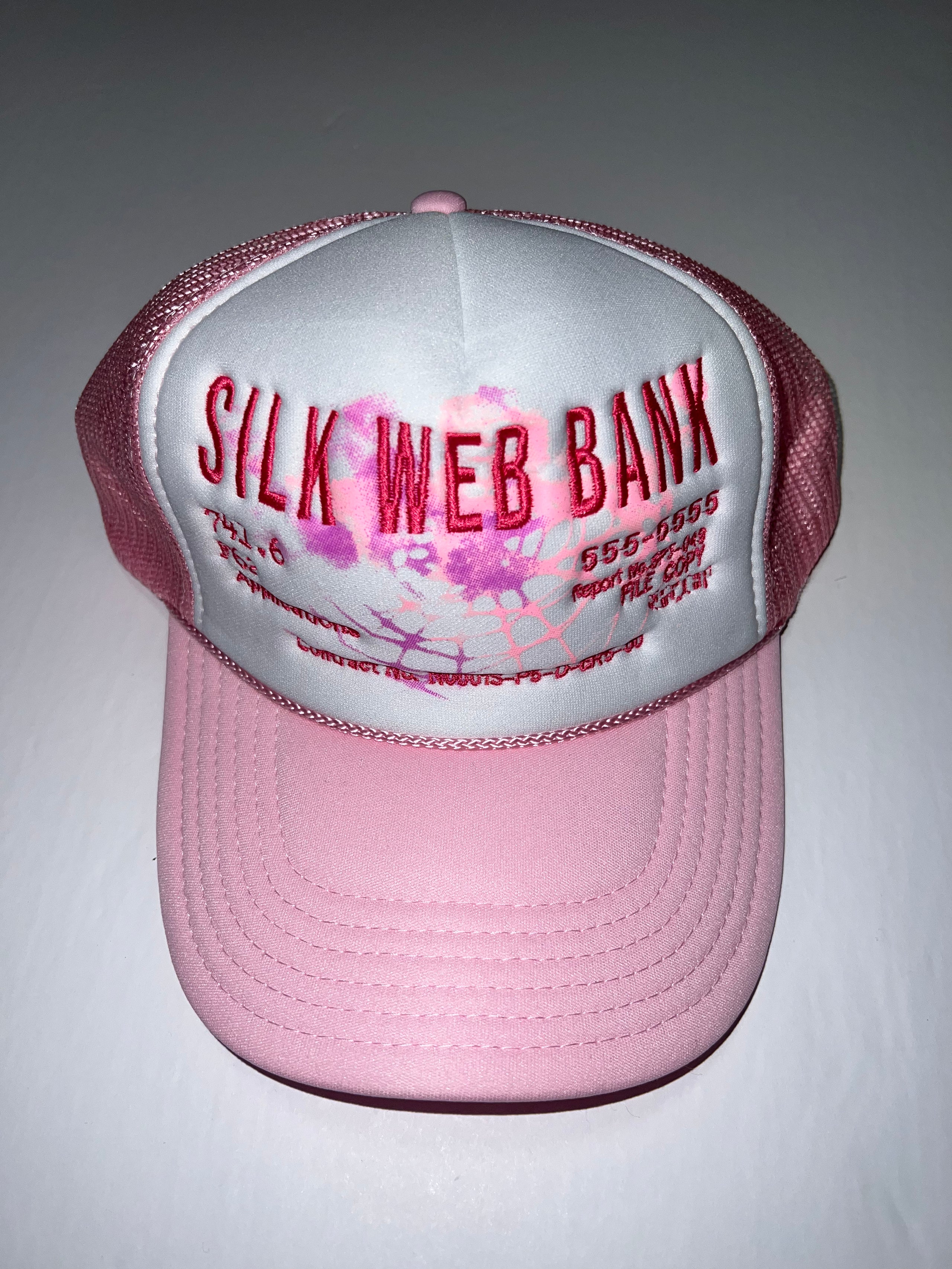 Sp5der Silk Web Bank Trucker Hat